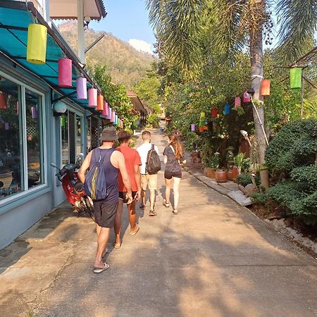 Suriyan Villa Erawan Kanchanaburi สุริยัน วิลล่า เอราวัณ กาญจนบุรี Tha Kradan Esterno foto