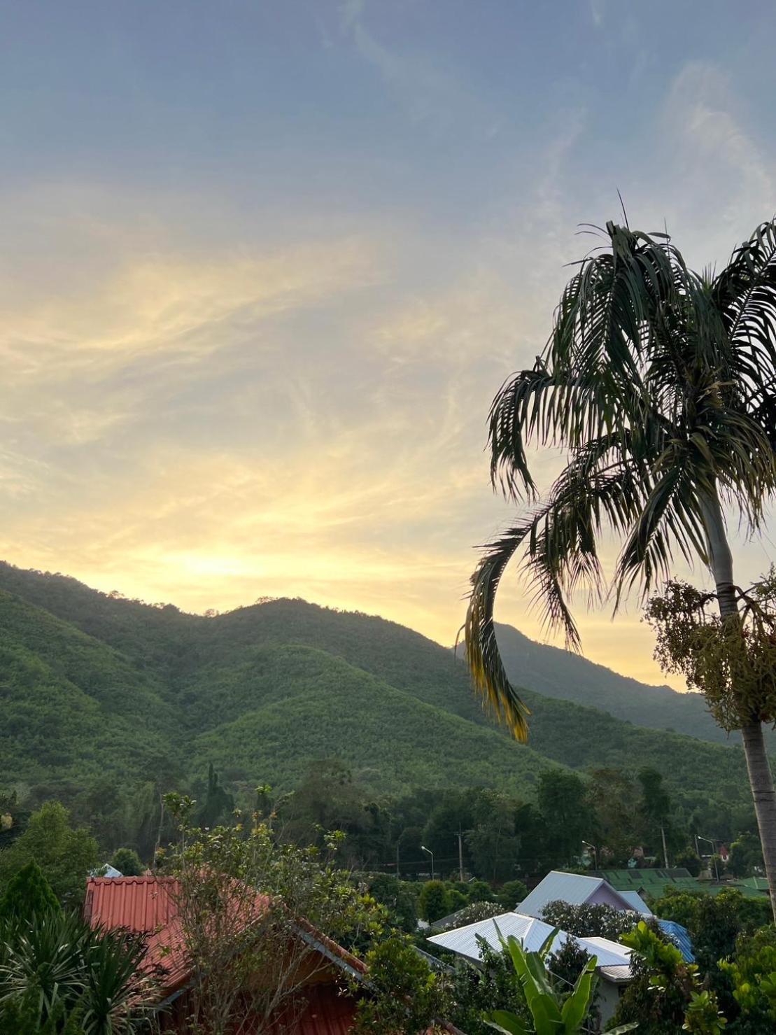 Suriyan Villa Erawan Kanchanaburi สุริยัน วิลล่า เอราวัณ กาญจนบุรี Tha Kradan Esterno foto